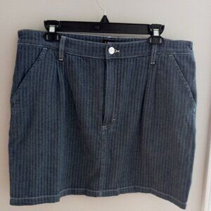 'Lee' High Rise Mini Skirt Vertical stripe Size 16 NWOT